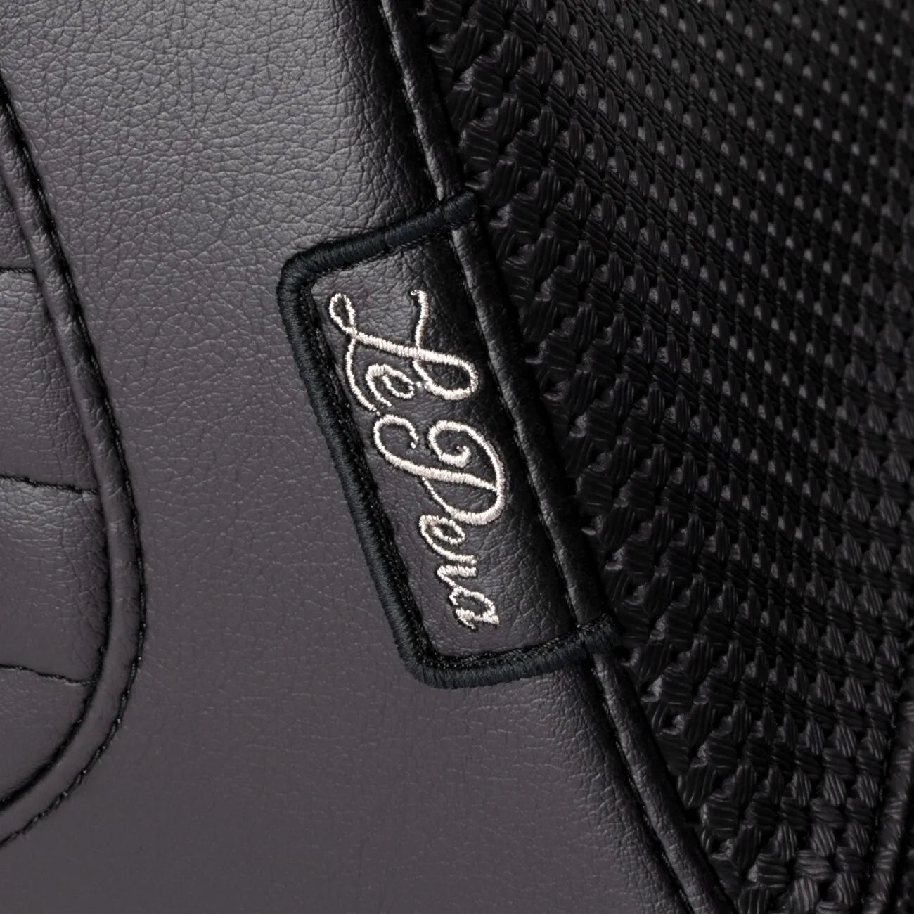 Le Pera Tailwhip Seat - Black Basketweave