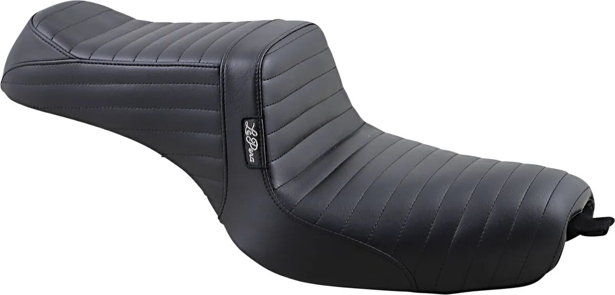 Le Pera Tailwhip Seat - Black Pleated 2-up