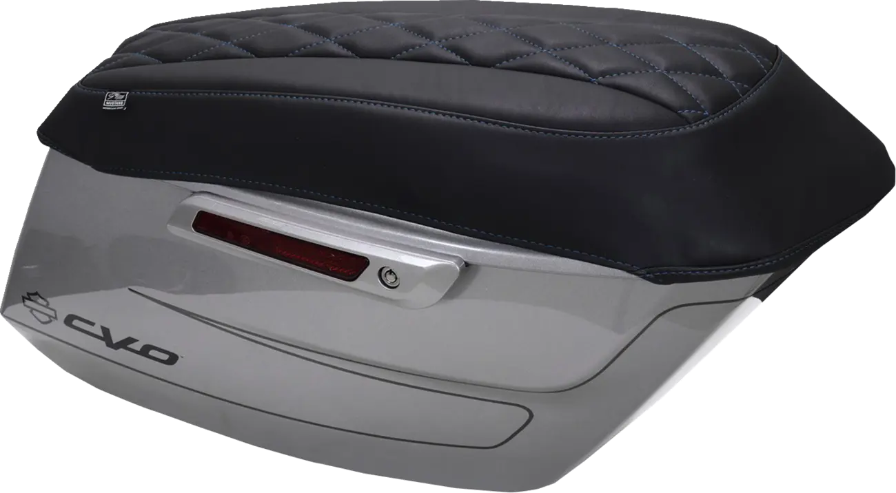 Mustang Deluxe Diamond Saddlebag Lid Covers