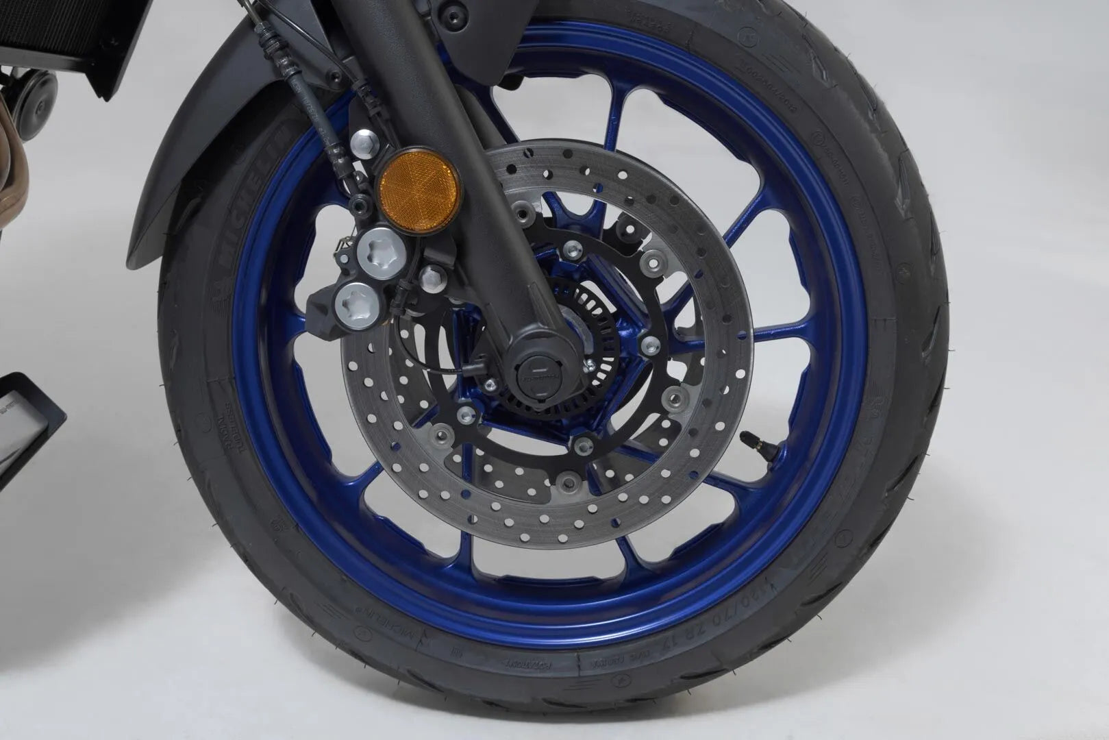 Sw-motech Front Axle Slider Set For Drive Shaft Protection