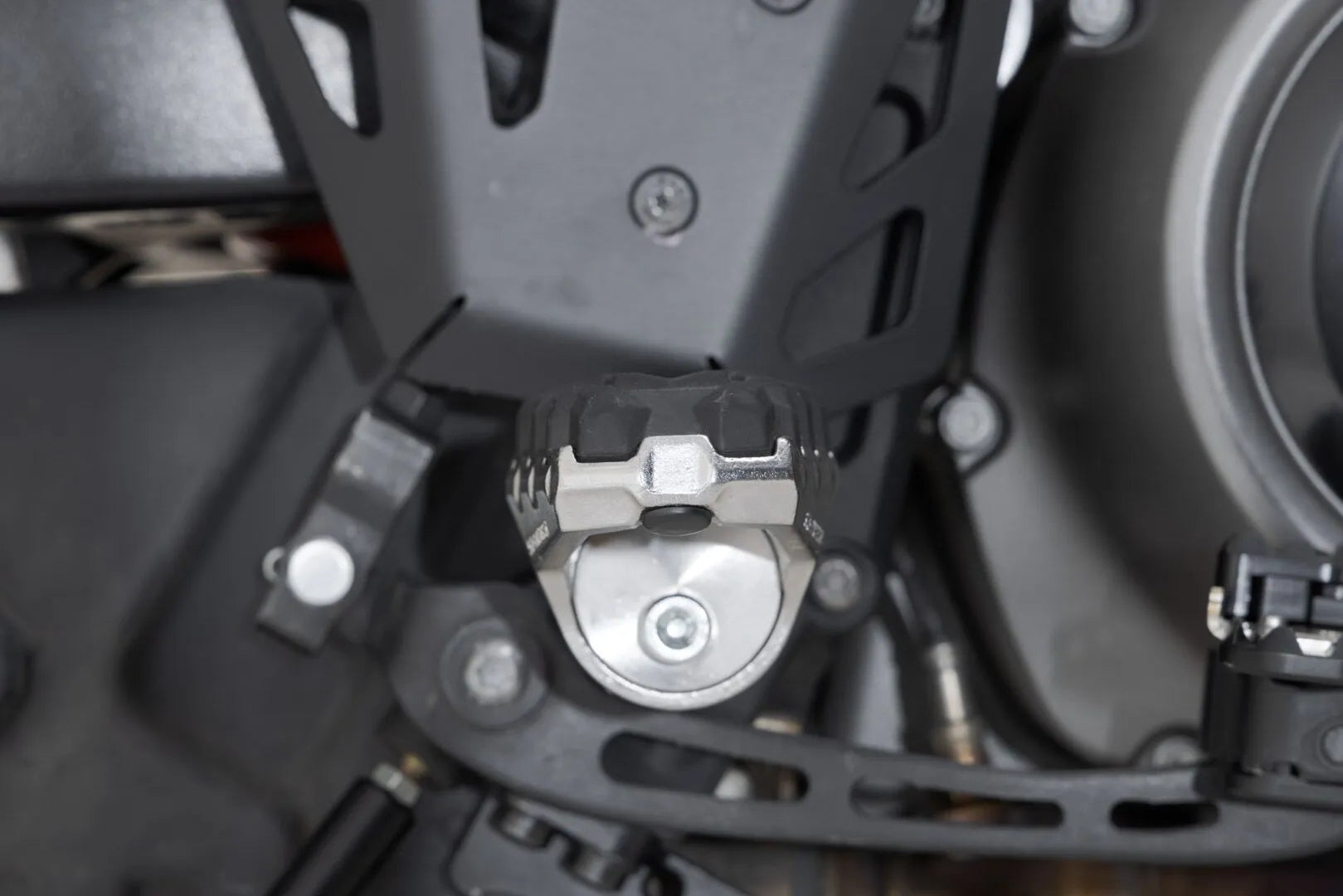 Sw-motech Evolution Footrest Kit - Adjustable