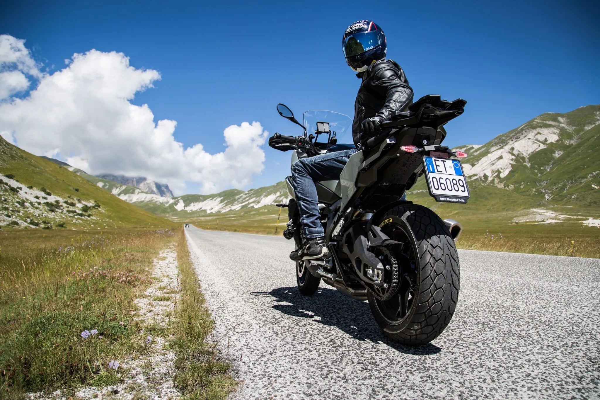 Dunlop Mutant Tire 160/60zr17 Rear