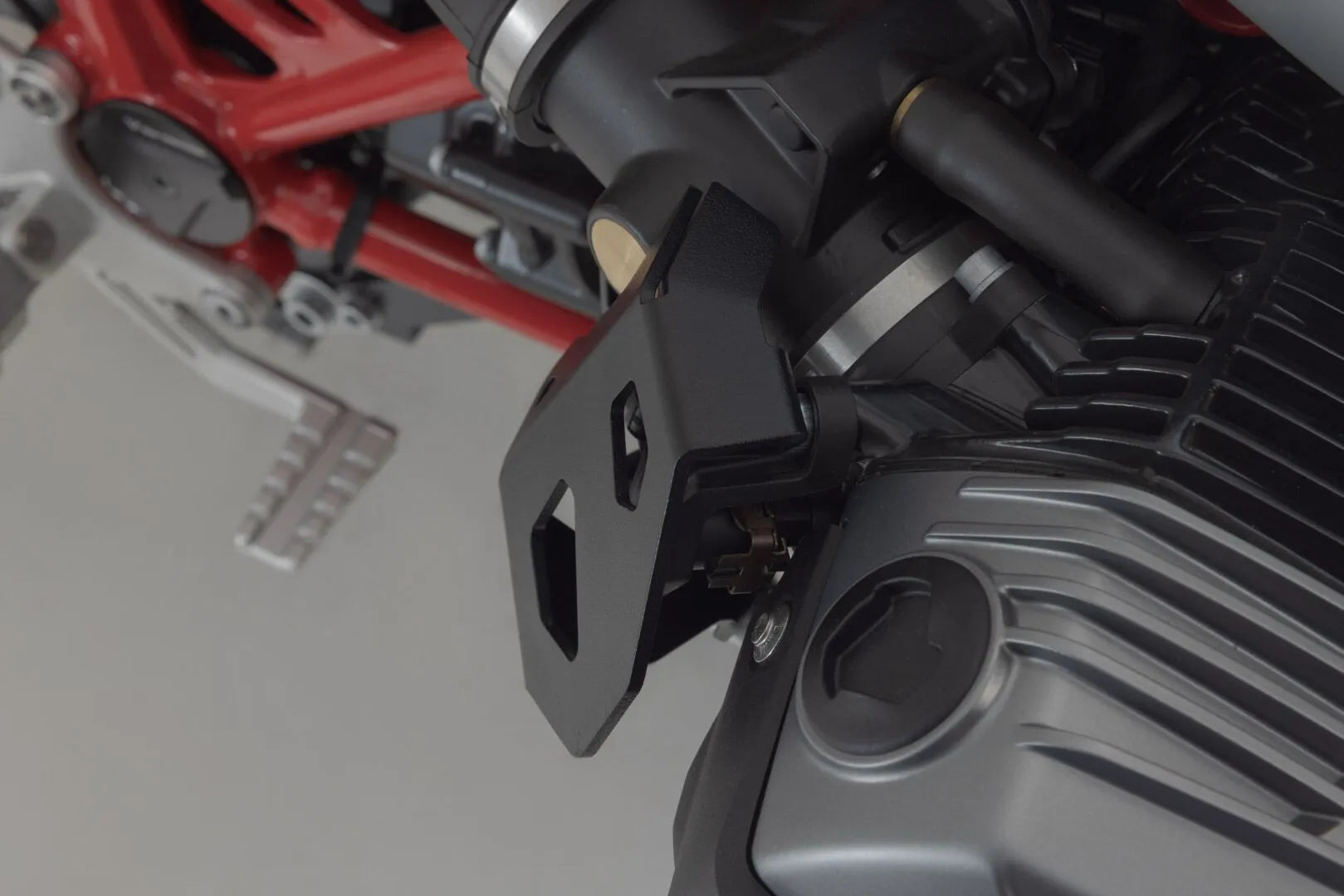 Sw-motech Injector Cover Set For Boxer Engine