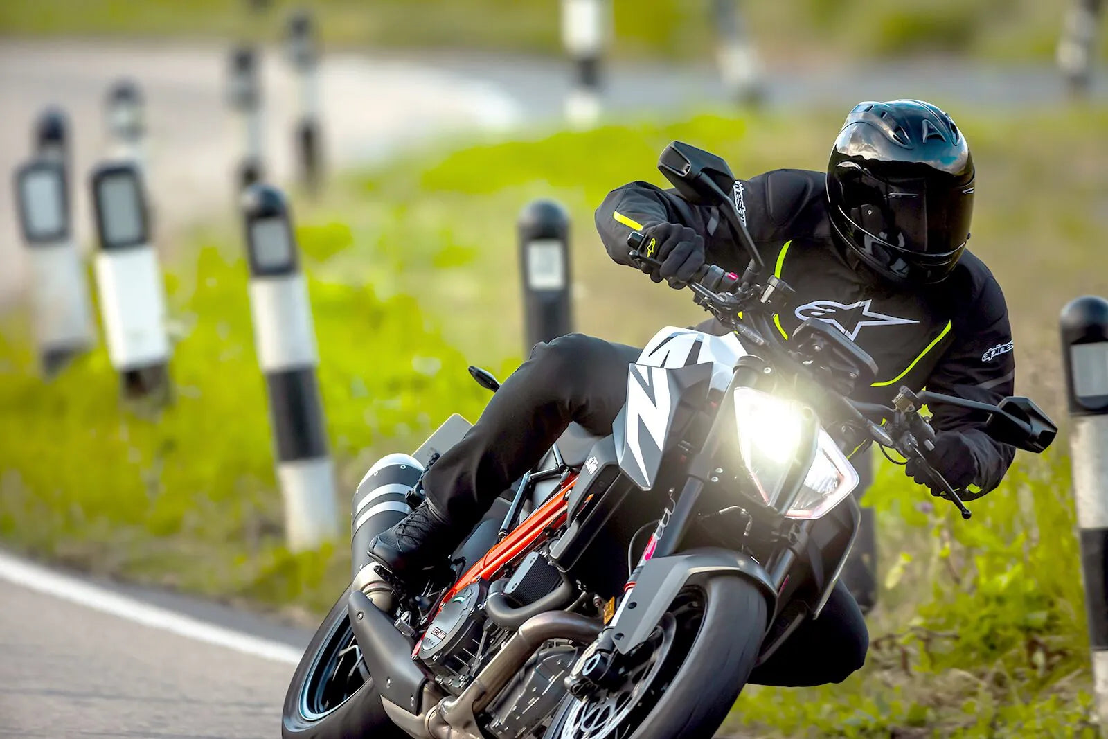 Alpinestars S-max Drystar Gloves - Black/Fluorescent Yellow