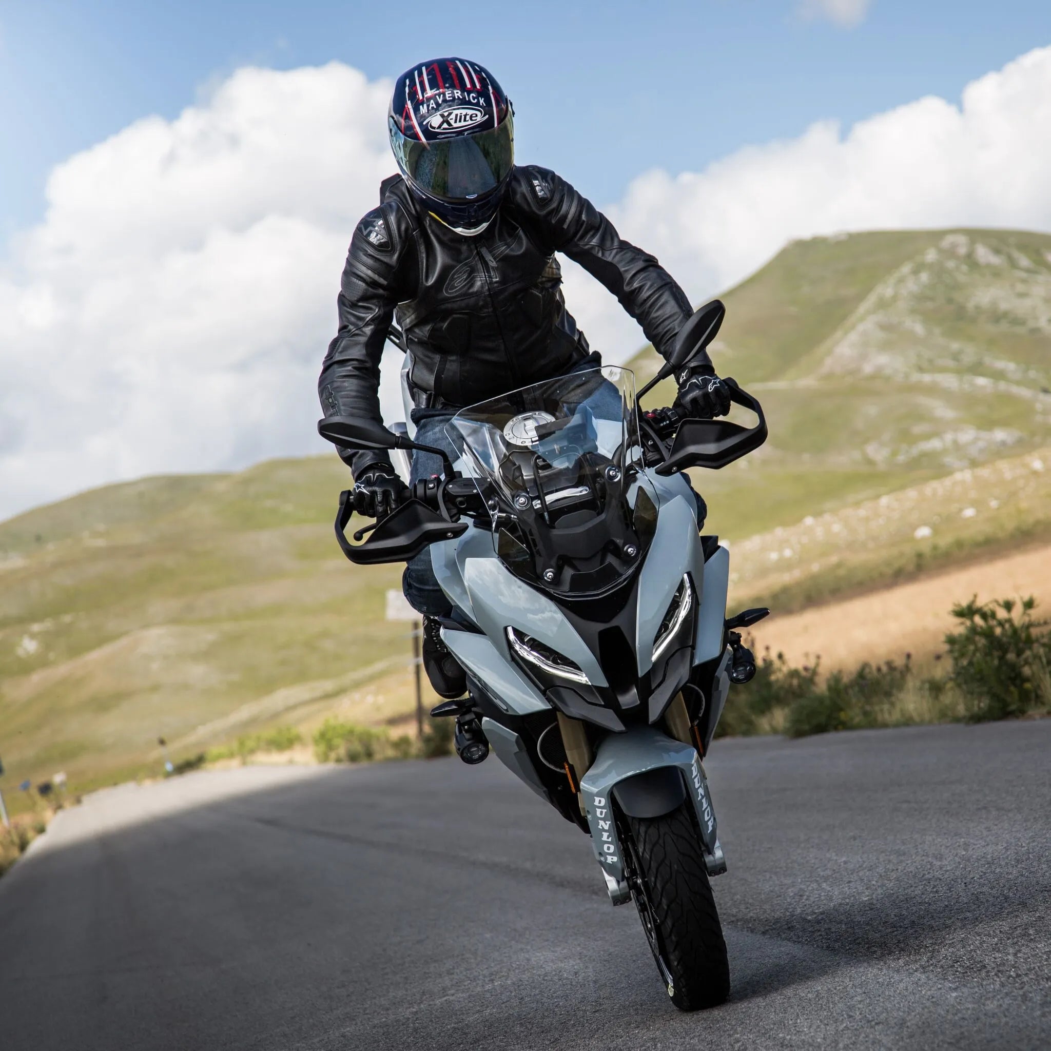 Dunlop Mutant Tire 180/55zr17 Rear