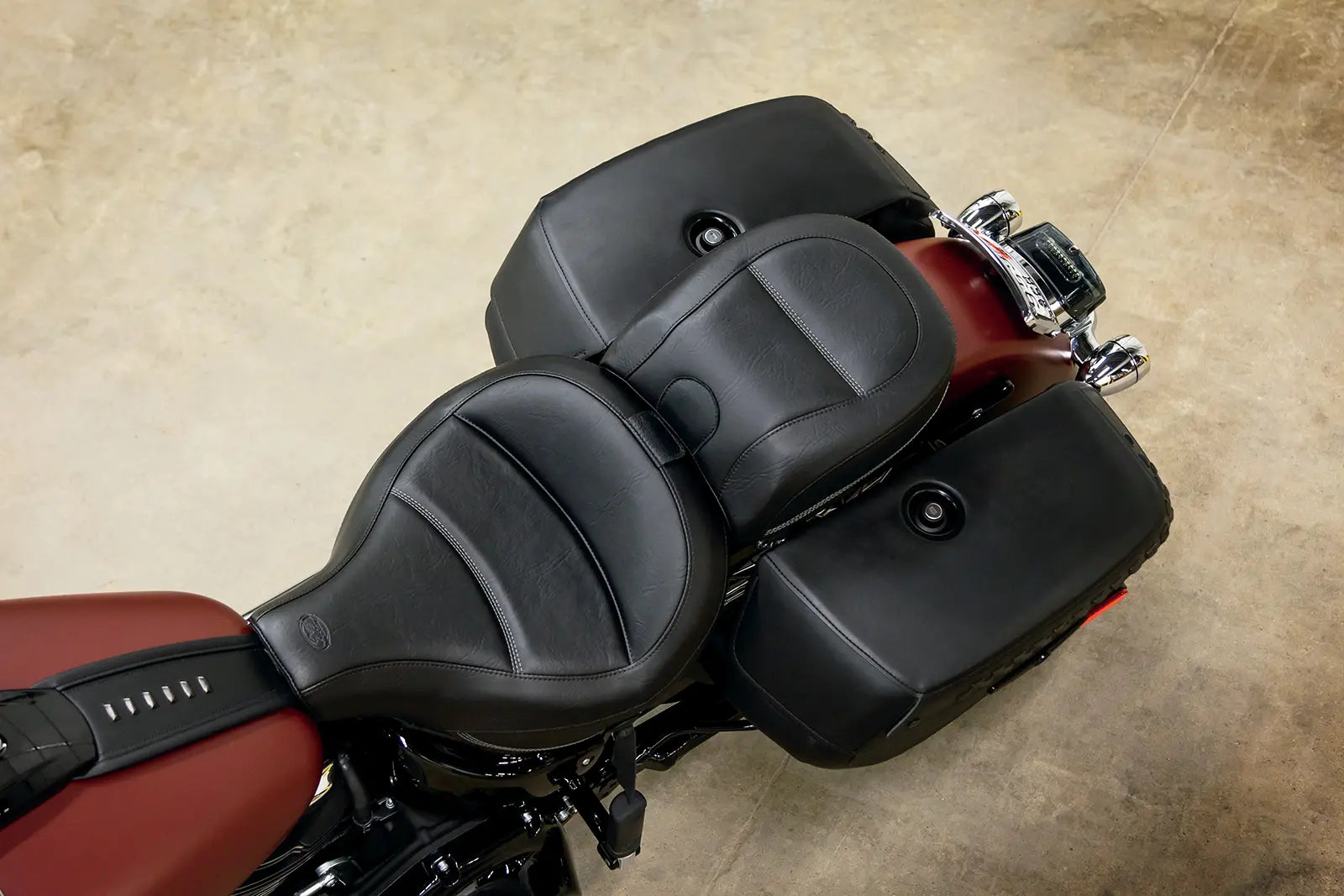 Mustang Max Profile Touring Seat