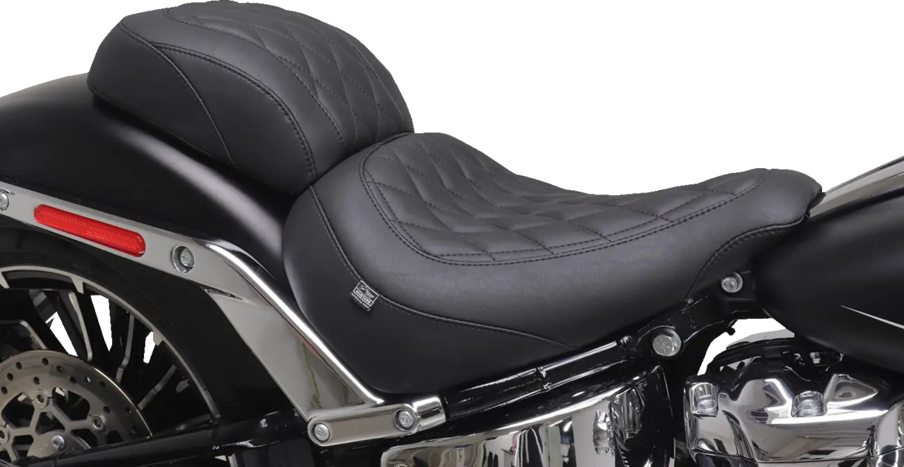 Mustang Wide Tripper Passenger Seat