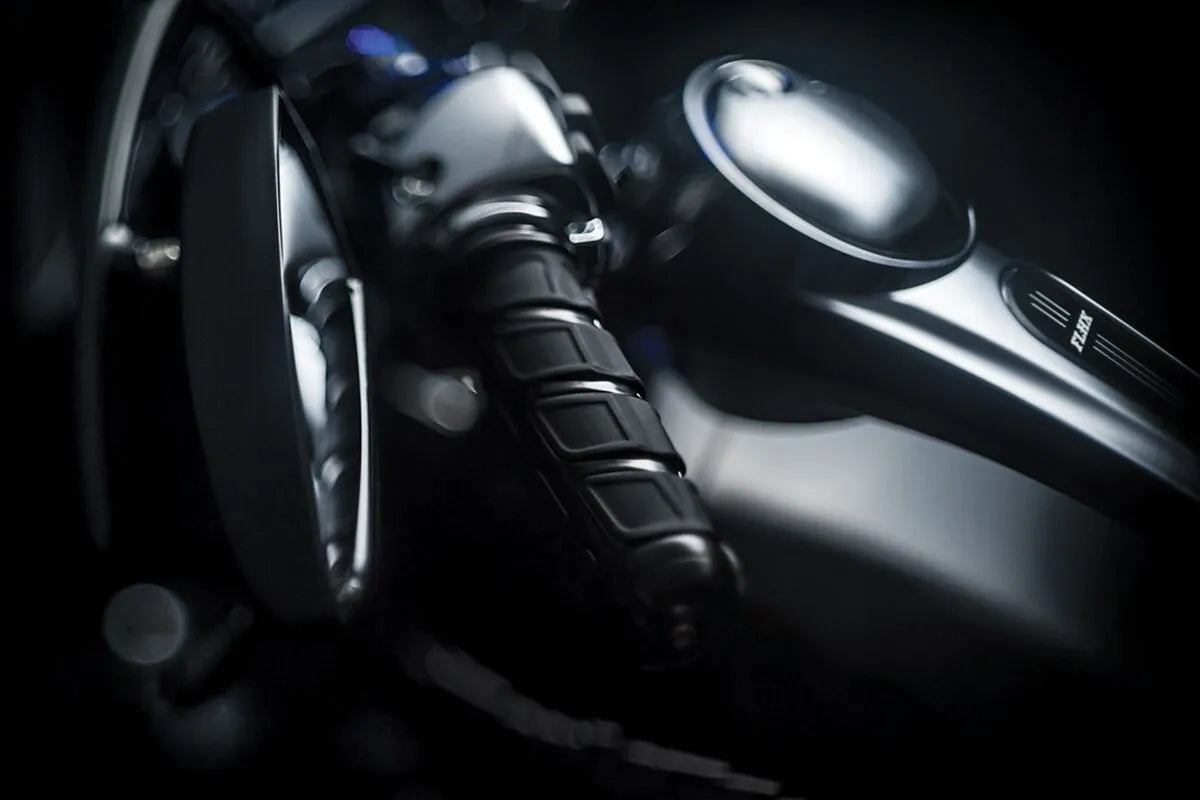 Kuryakyn Kinetic Grips - Vibration Dampening