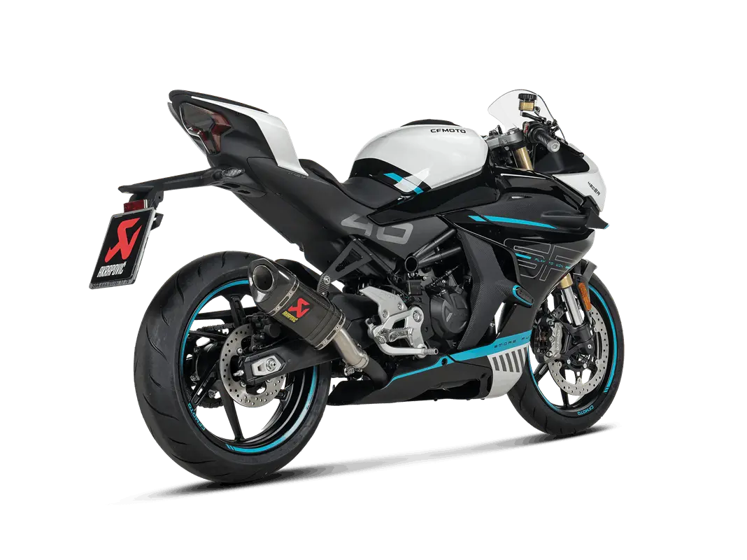 Akrapovic Slip-on Line Muffler Street Carbon Fiber