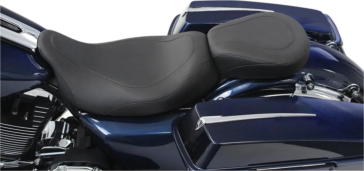 Mustang Wide Tripper Rear Seat