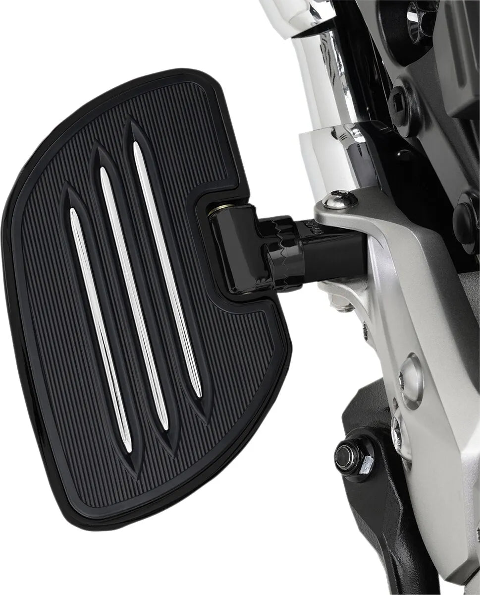 Show Chrome Commander Driver Floorboards