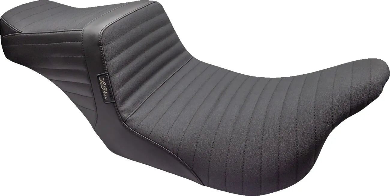 Le Pera Tailwhip Seat - Black Pleated 2-up