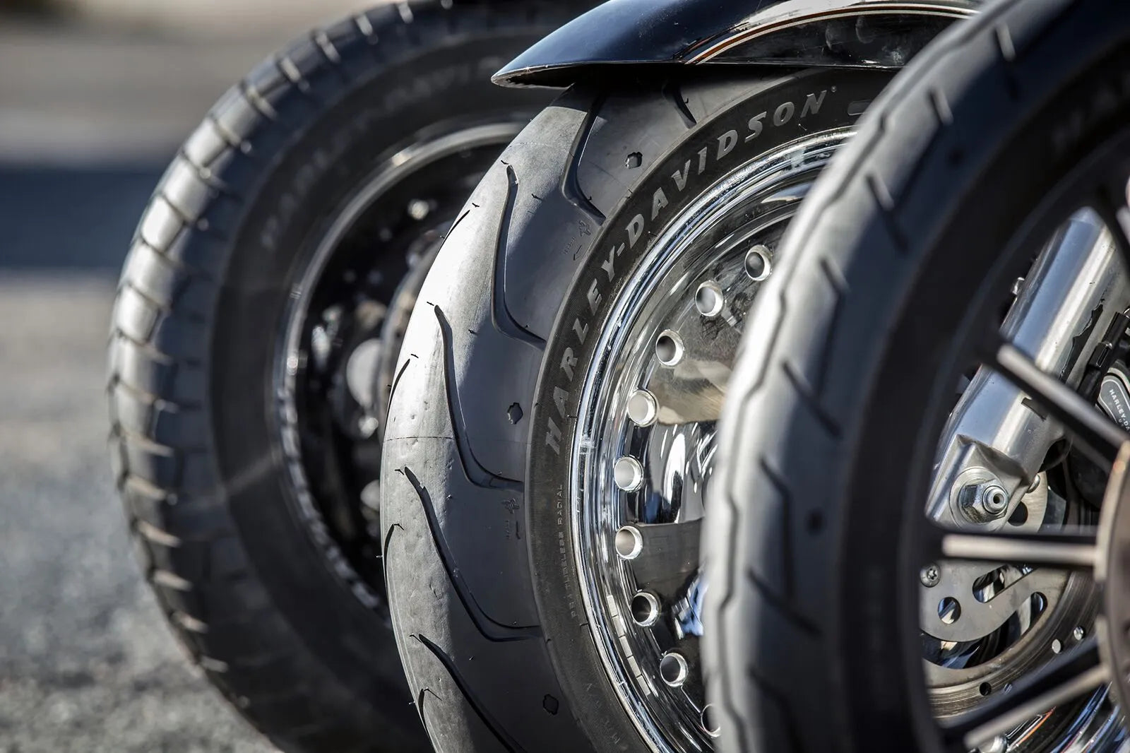 Michelin Scorcher 31 Tire 80/90-21 For Harley-davidson