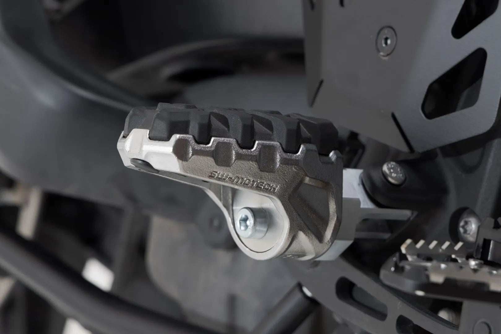 Sw-motech Evolution Footrest Kit - Adjustable