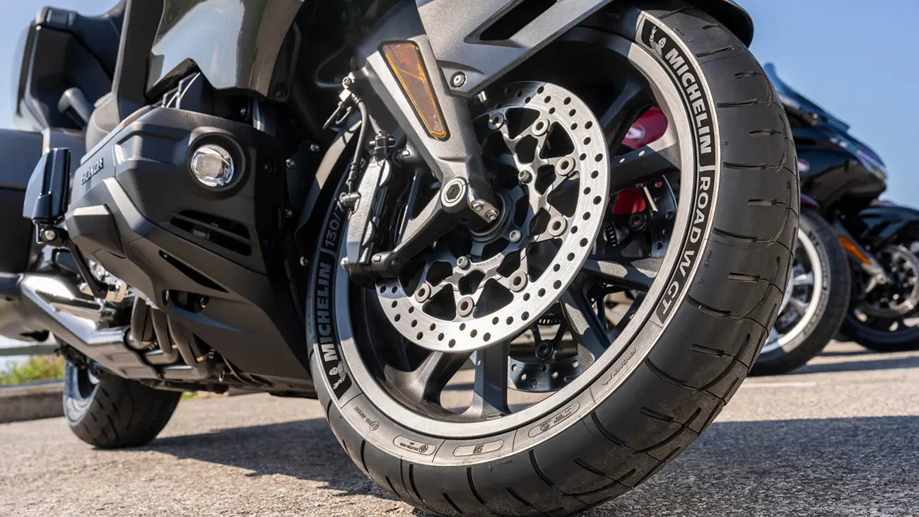 Michelin Road W Gt Tire 130/70r18 Front