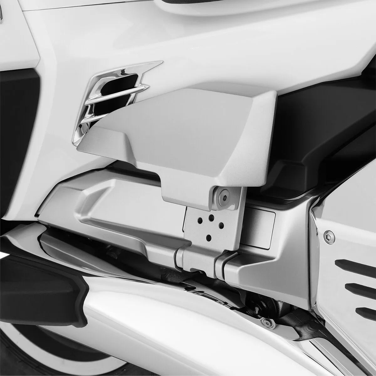 Show Chrome Passenger Floorboard Risers