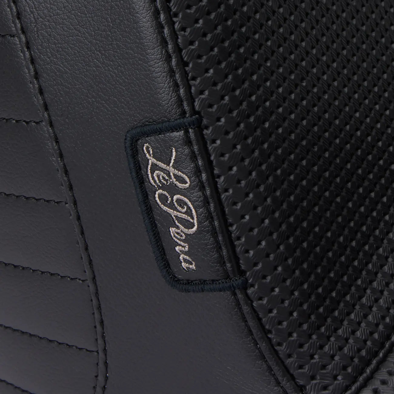 Le Pera Tailwhip Up Front Seat