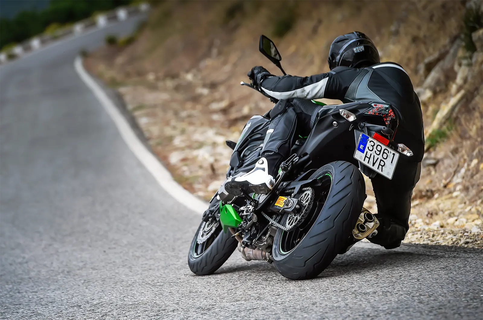 Pirelli Diablo Rosso Iii Tire 240/45zr17 Rear