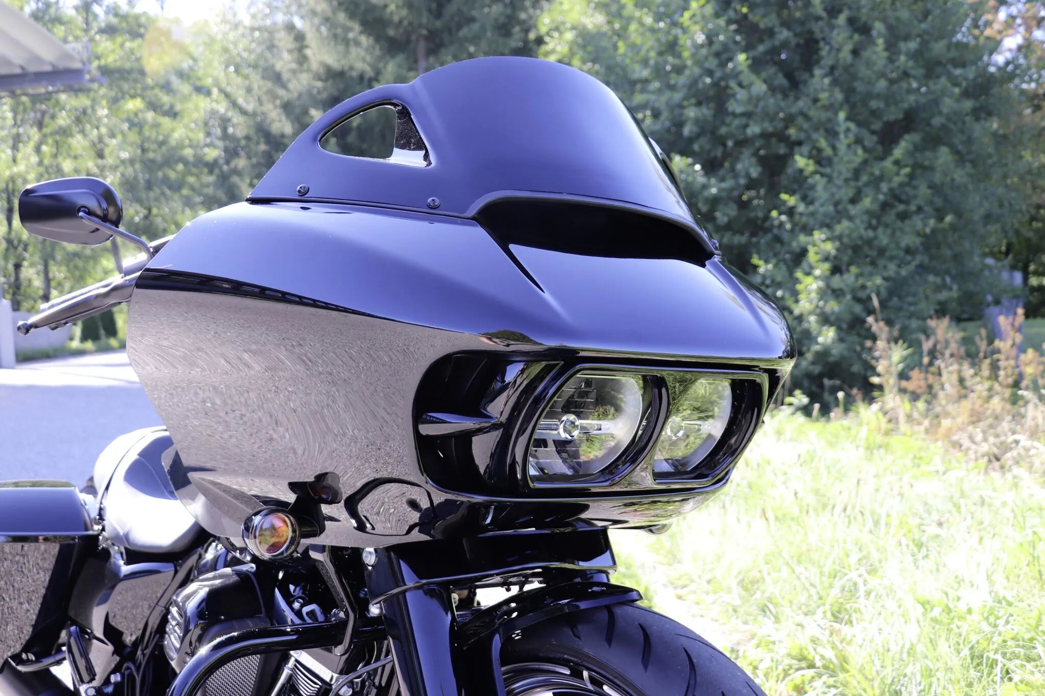 Cult Werk Racing Windshield For Harley-davidson