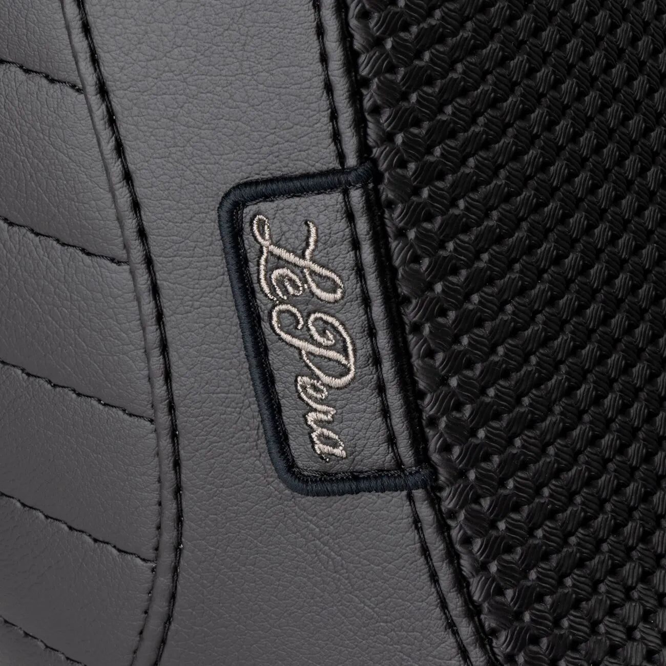 Le Pera Tailwhip Up Front Seat