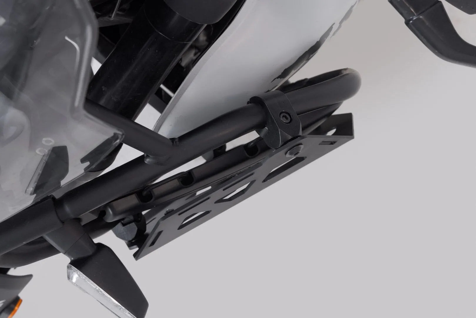 Sw-motech Slc Left Side Carrier For Himalayan 450