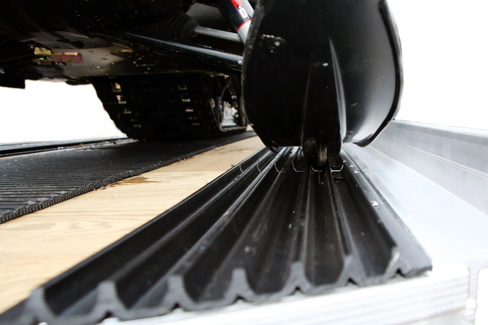 Caliber Multi-glides™ Trailer Guide System 8-pack