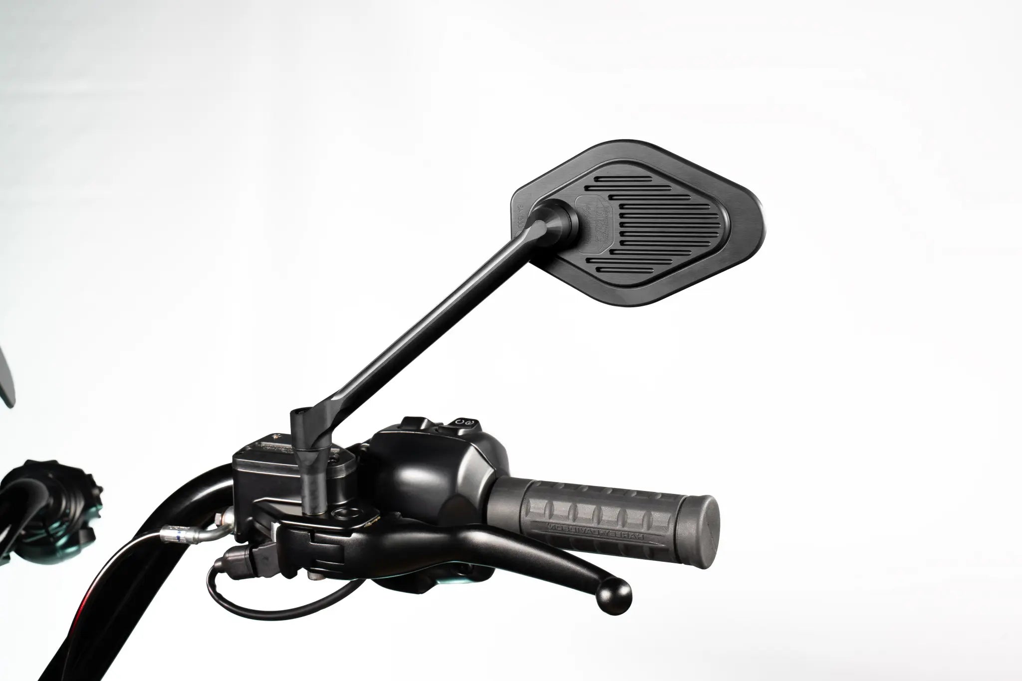 Drag Specialties Adjustable Motorcycle Mirror - 18cm Stem