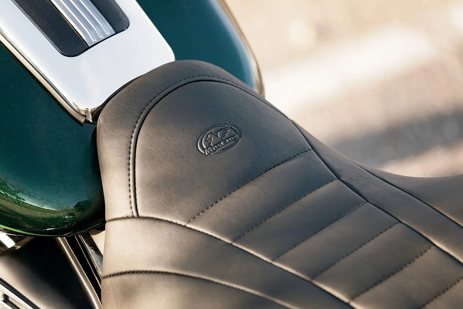 Mustang One-piece Deluxe 2-up Touring Seat