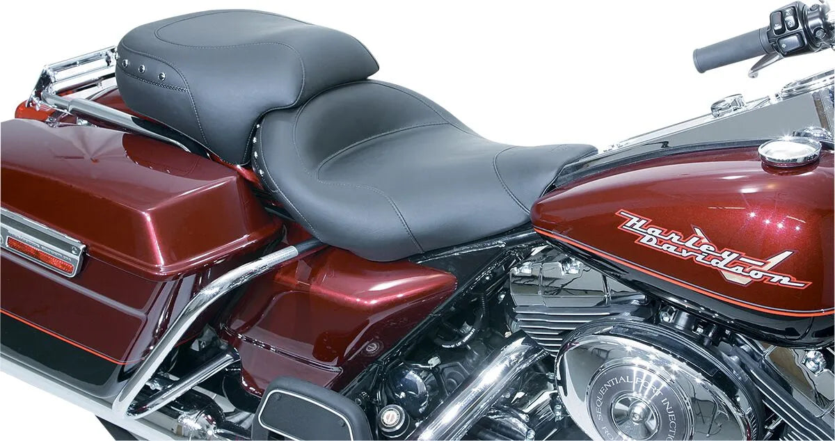 Mustang Studded Wide Touring Seat