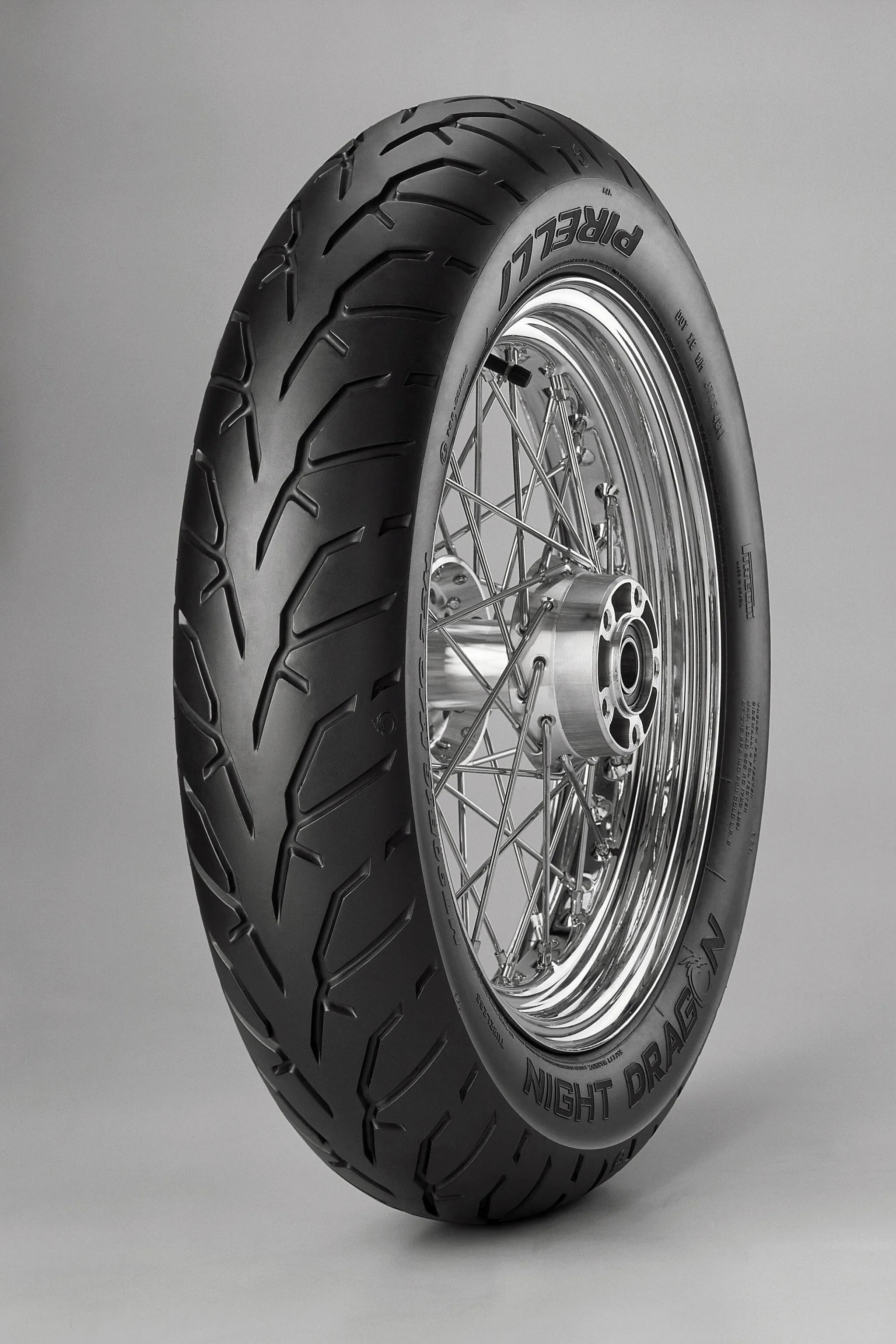 Pirelli Night Dragon Tire 130/90b16 Front