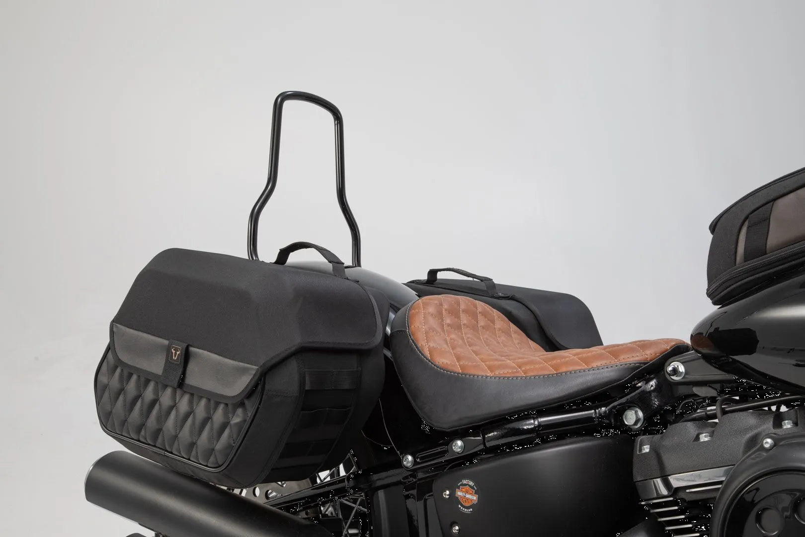 Sw-motech Slh Side Carrier Adapter Kit For Softail