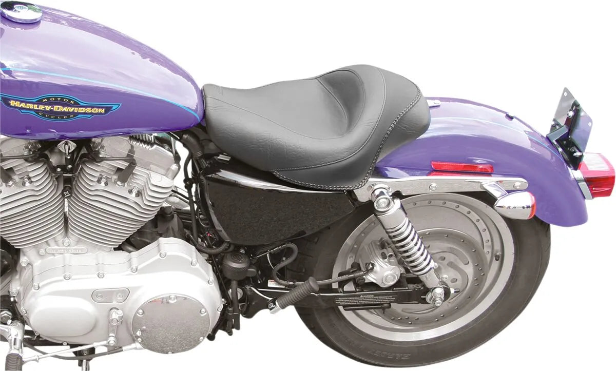 Mustang Solo Seat - Black Vinyl Comfort