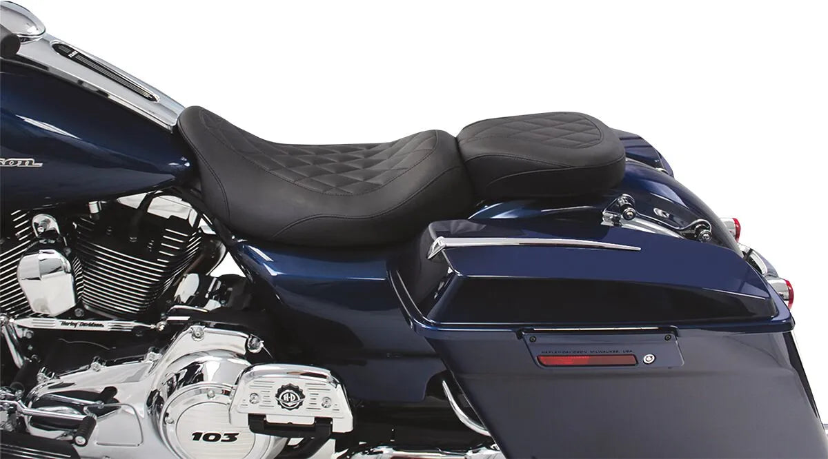 Mustang Wide Tripper Solo Seat