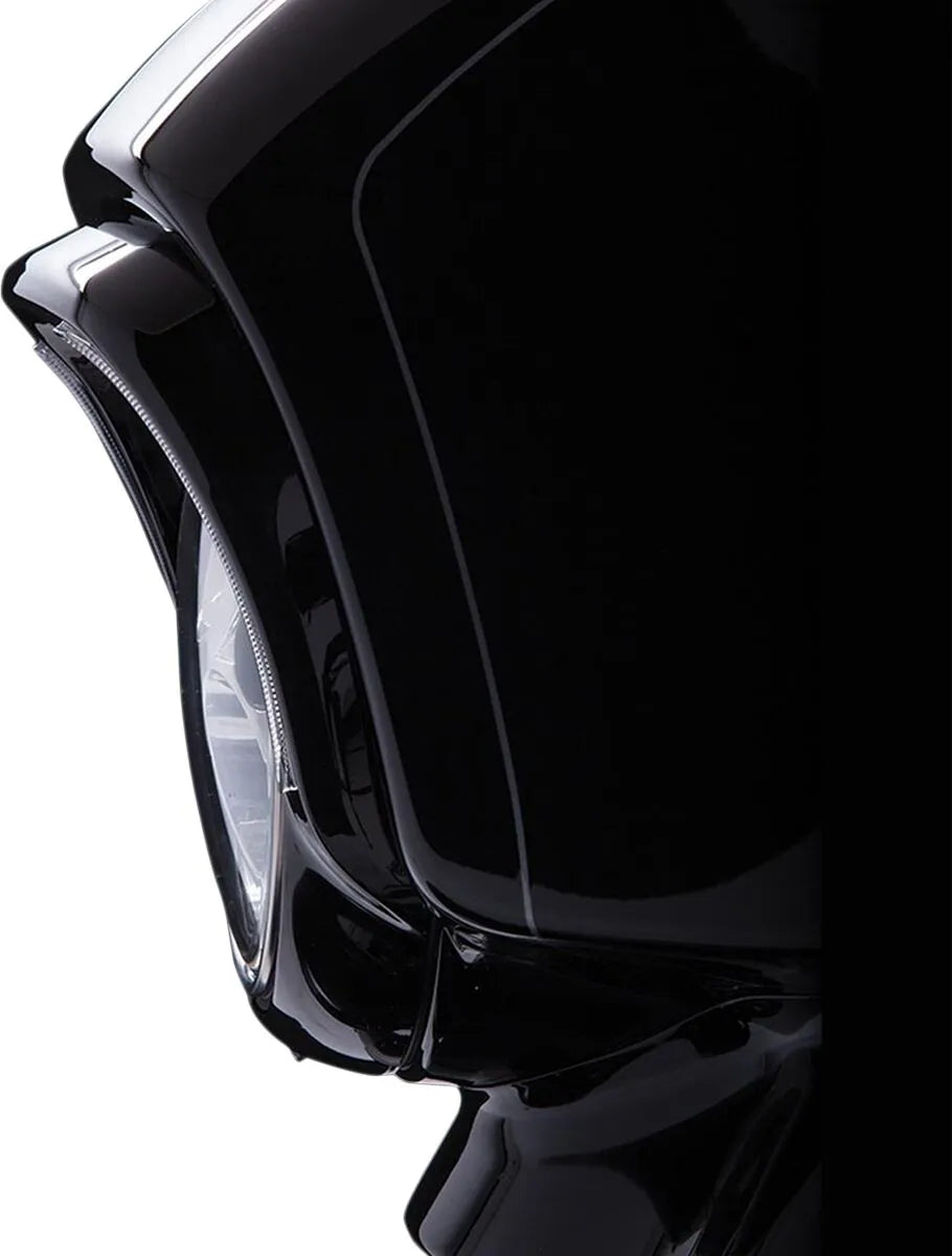 Ciro Fang® Headlight Bezels With Led Running Lights