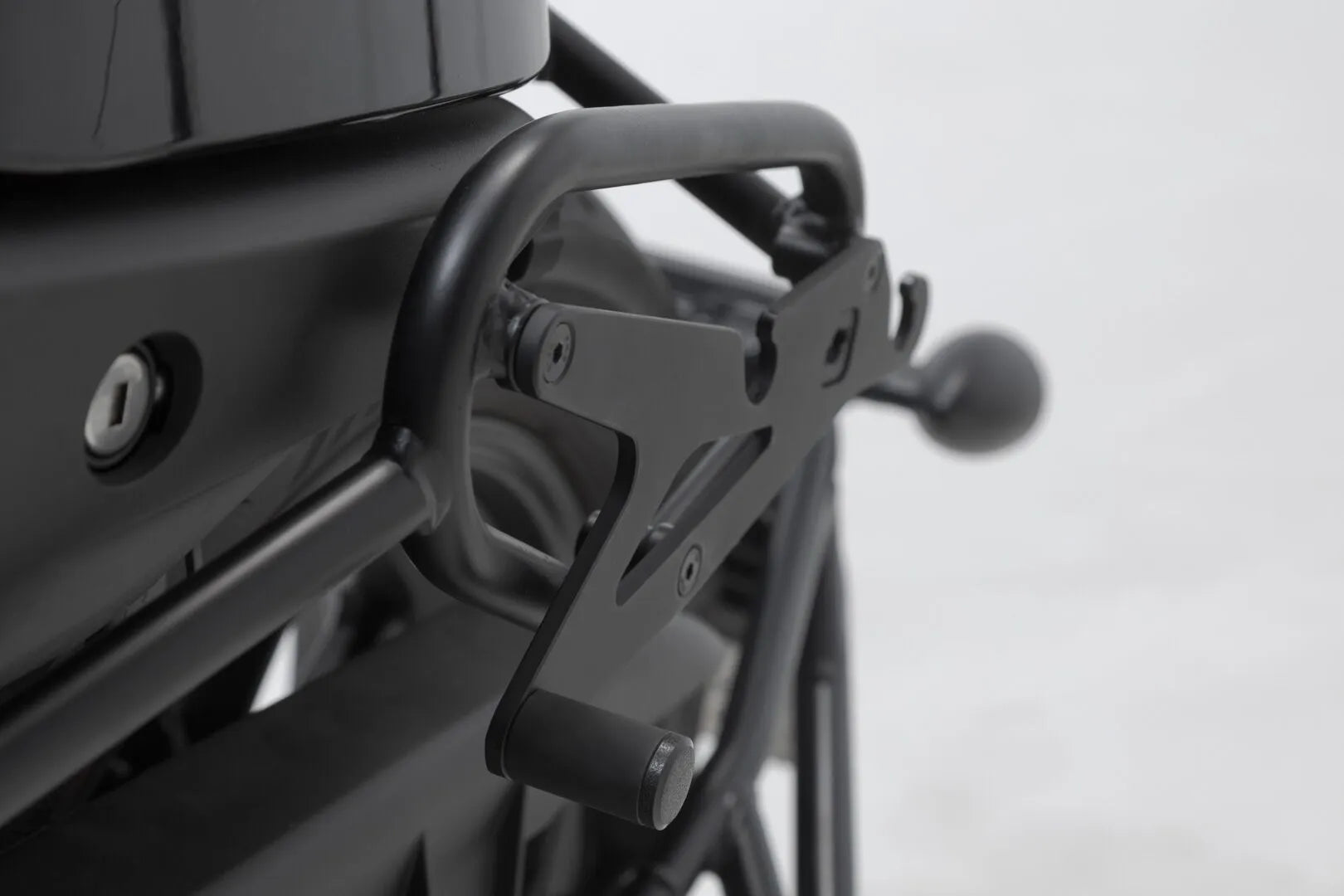 Sw-motech Adapter Plate Slh For Slc Right Side