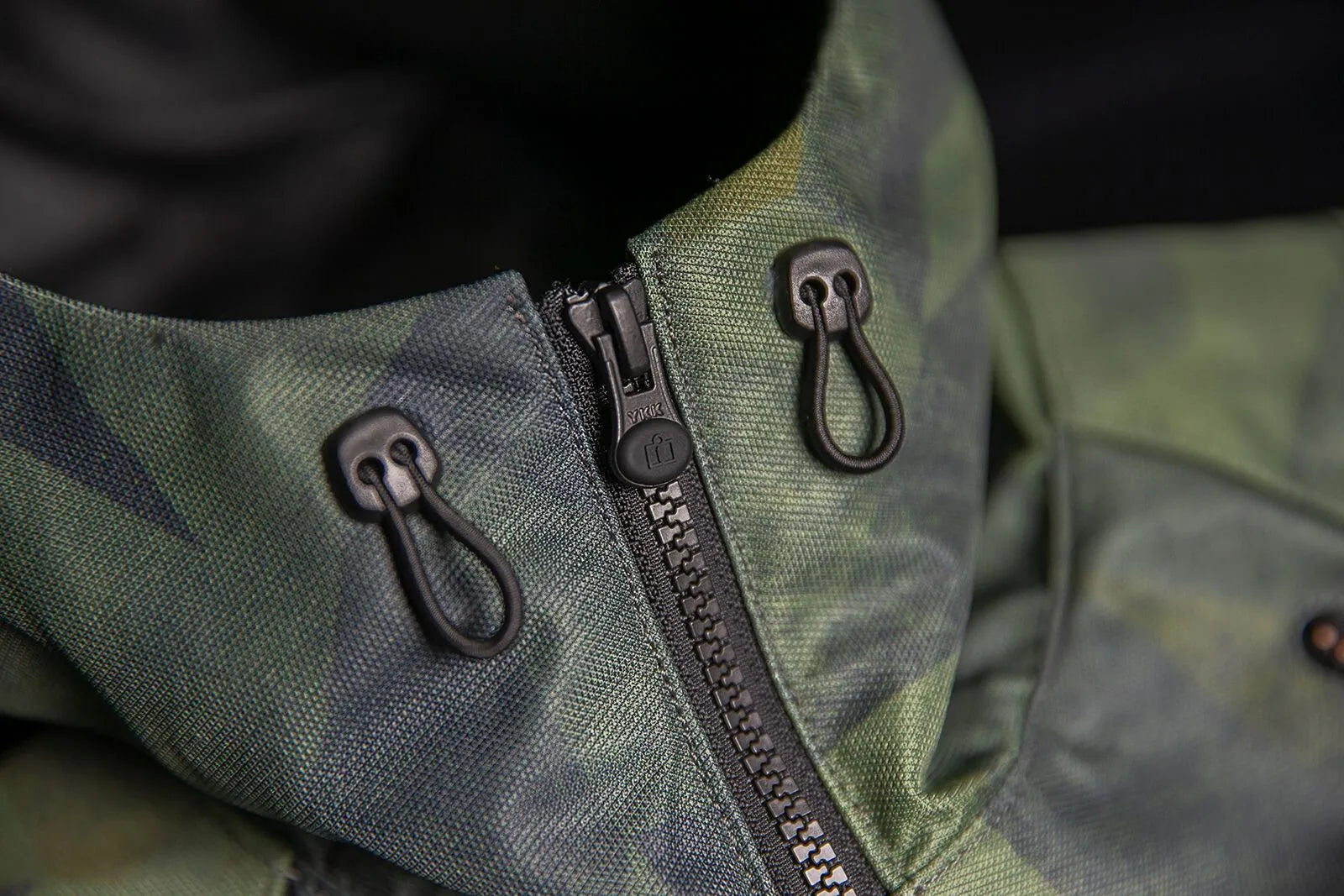 Icon Airform Battlescar Jacket - Black/Camo Green