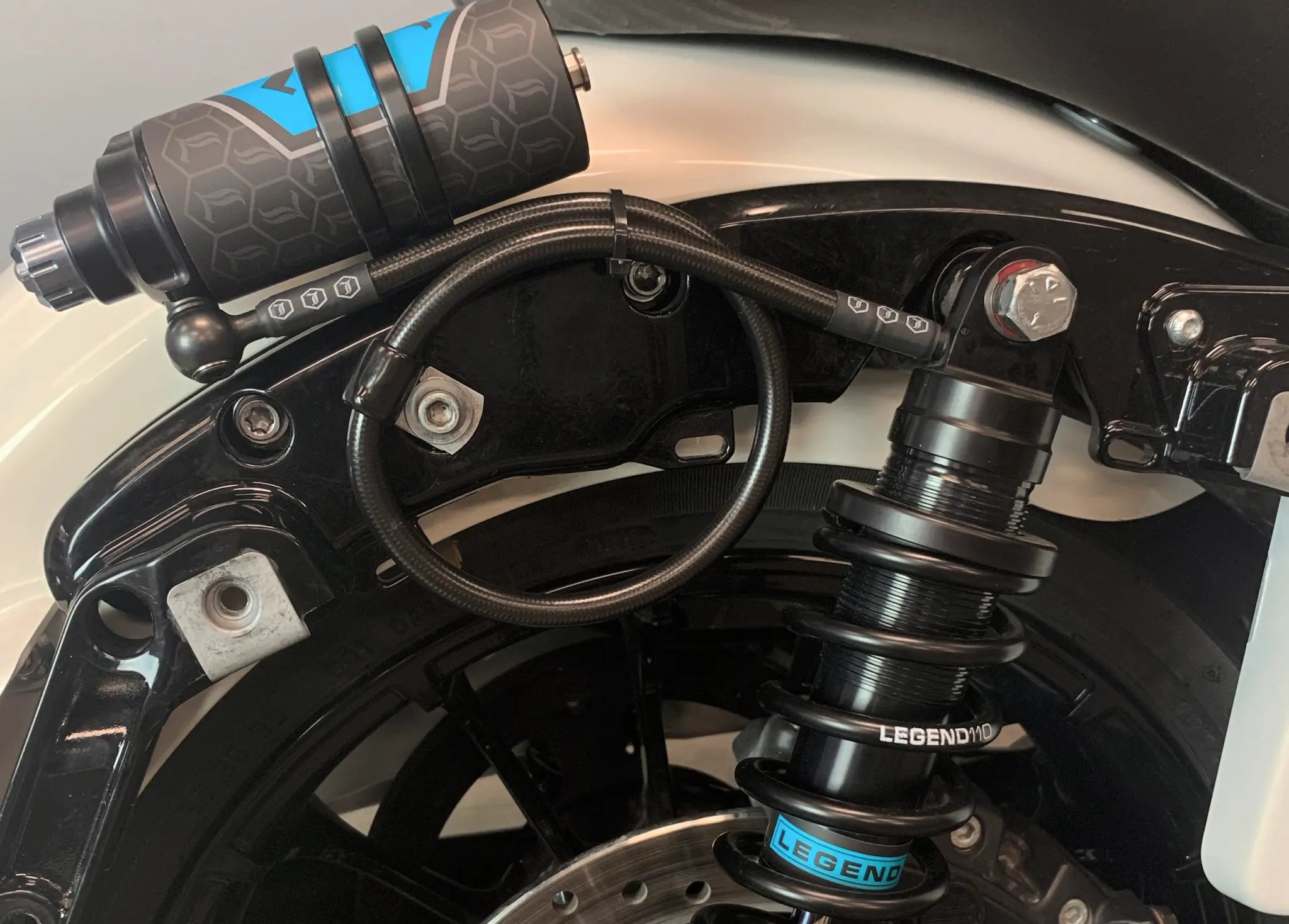 Legend Suspension Revo Arc Reservoir Mount For Fl Touring