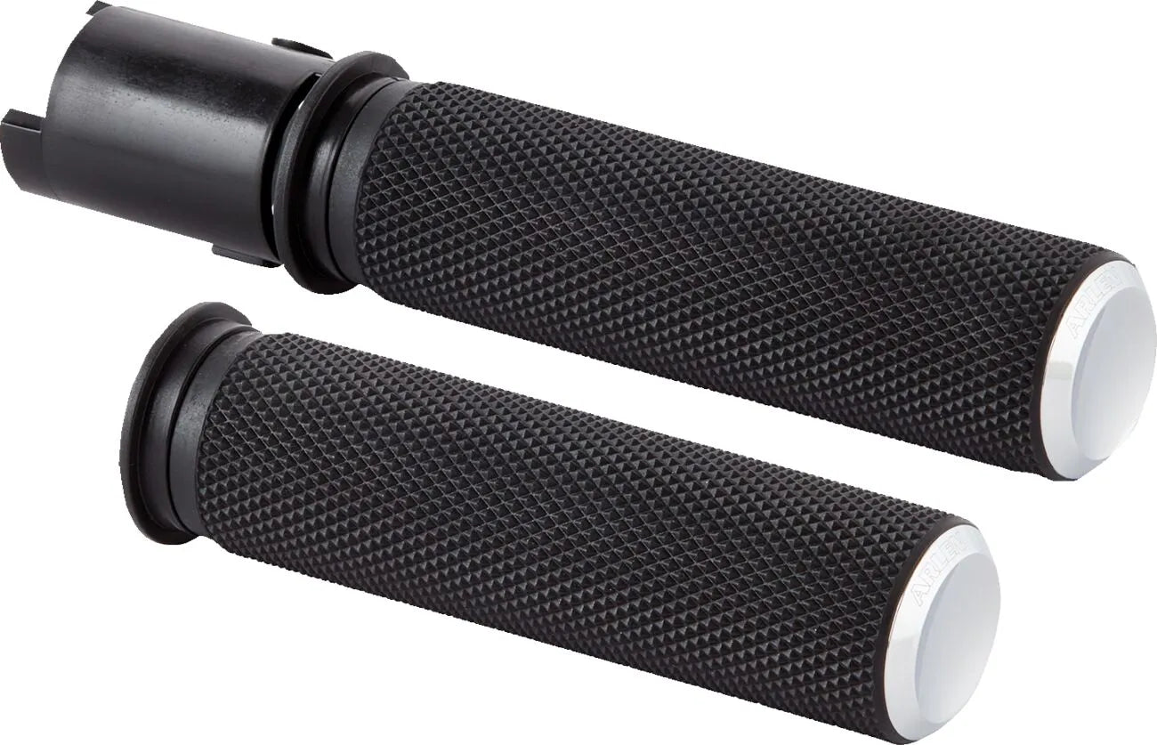 Arlen Ness Knurled Grips - Black/chrome